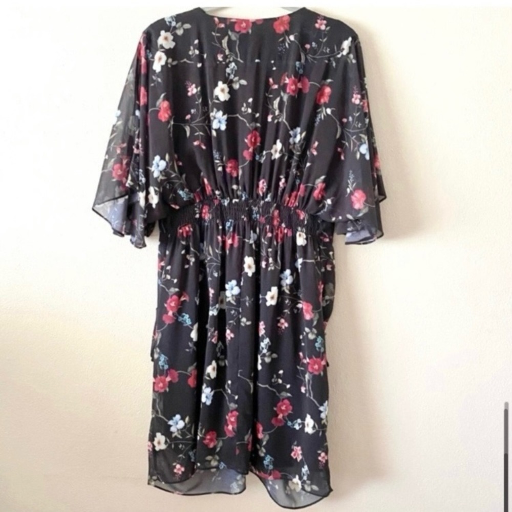 City Chic Floral Allure Chiffon Faux Wrap Drape Batwing Plus Dress Size 18 - Picture 9 of 15
